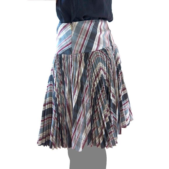 RARE Alexander McQueen Micro-Pleated 100% Cotton Plaid Flared Mini-Skirt sz 38 - Picture 3 of 6